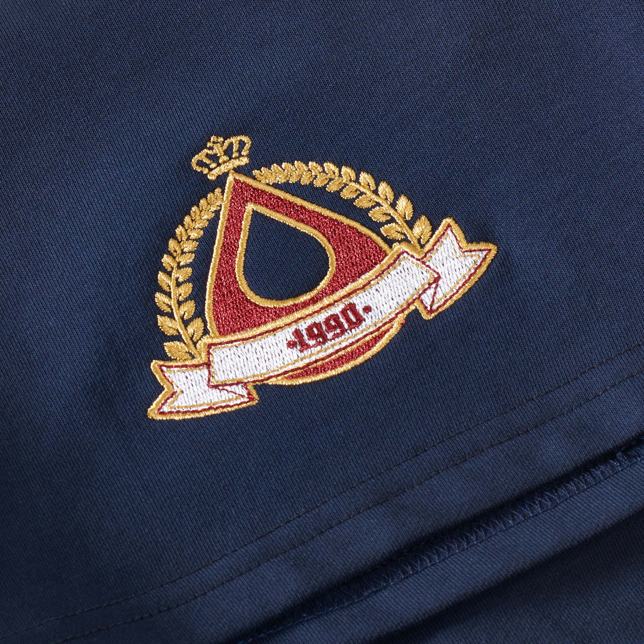 vintage crest embroidery