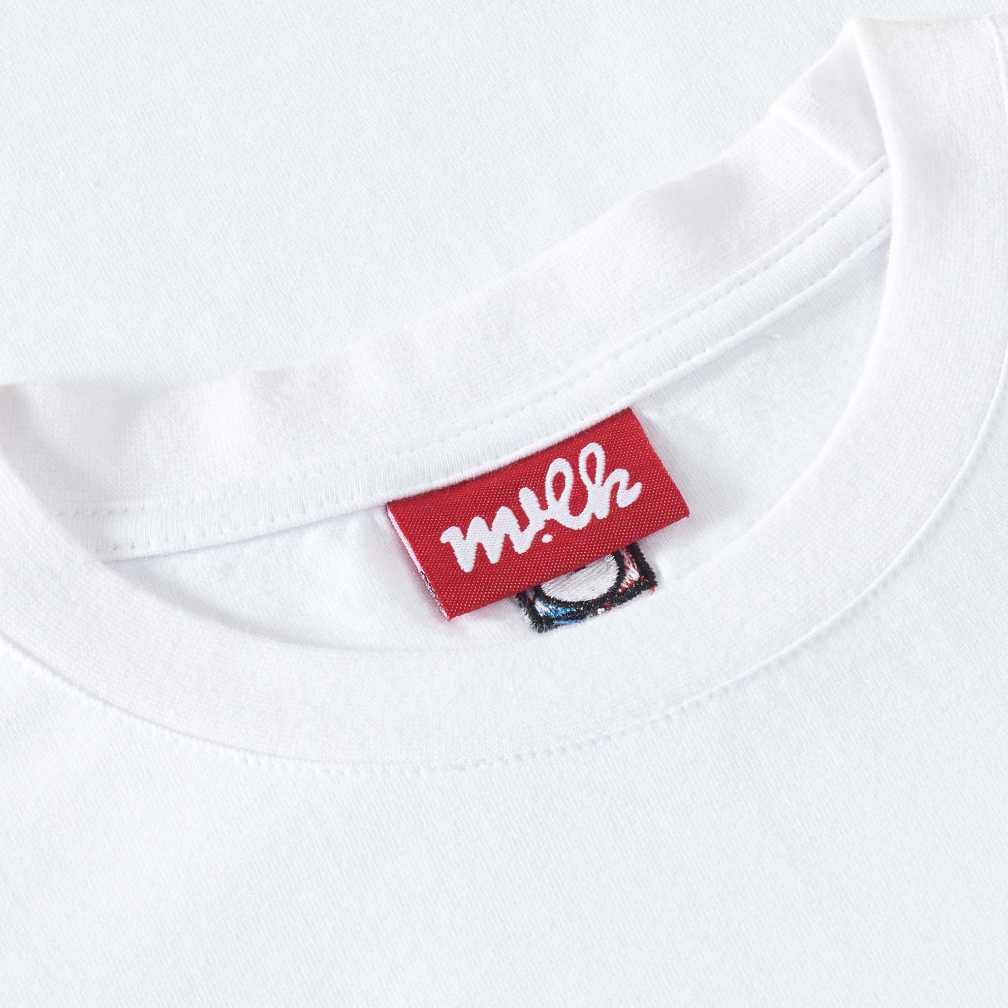 red clothing label design